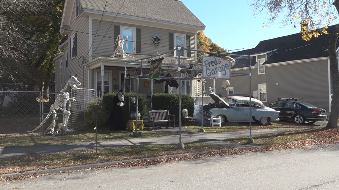 Bangor residents ready their homes for Halloween night