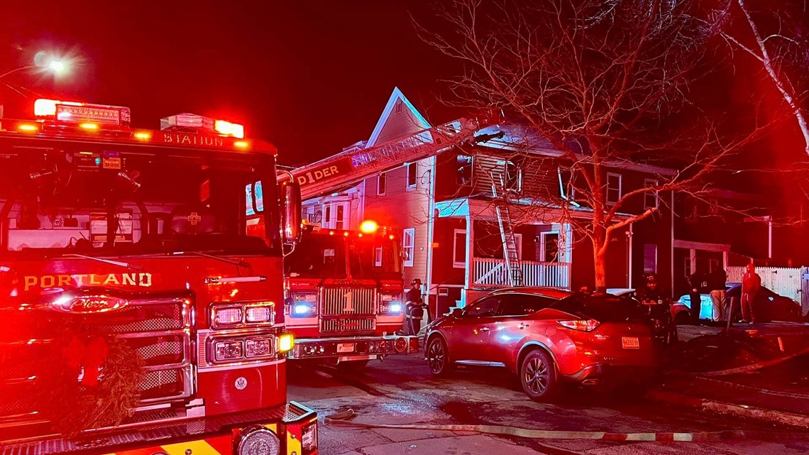 One treated for smoke inhalation after Portland apartment fire ...