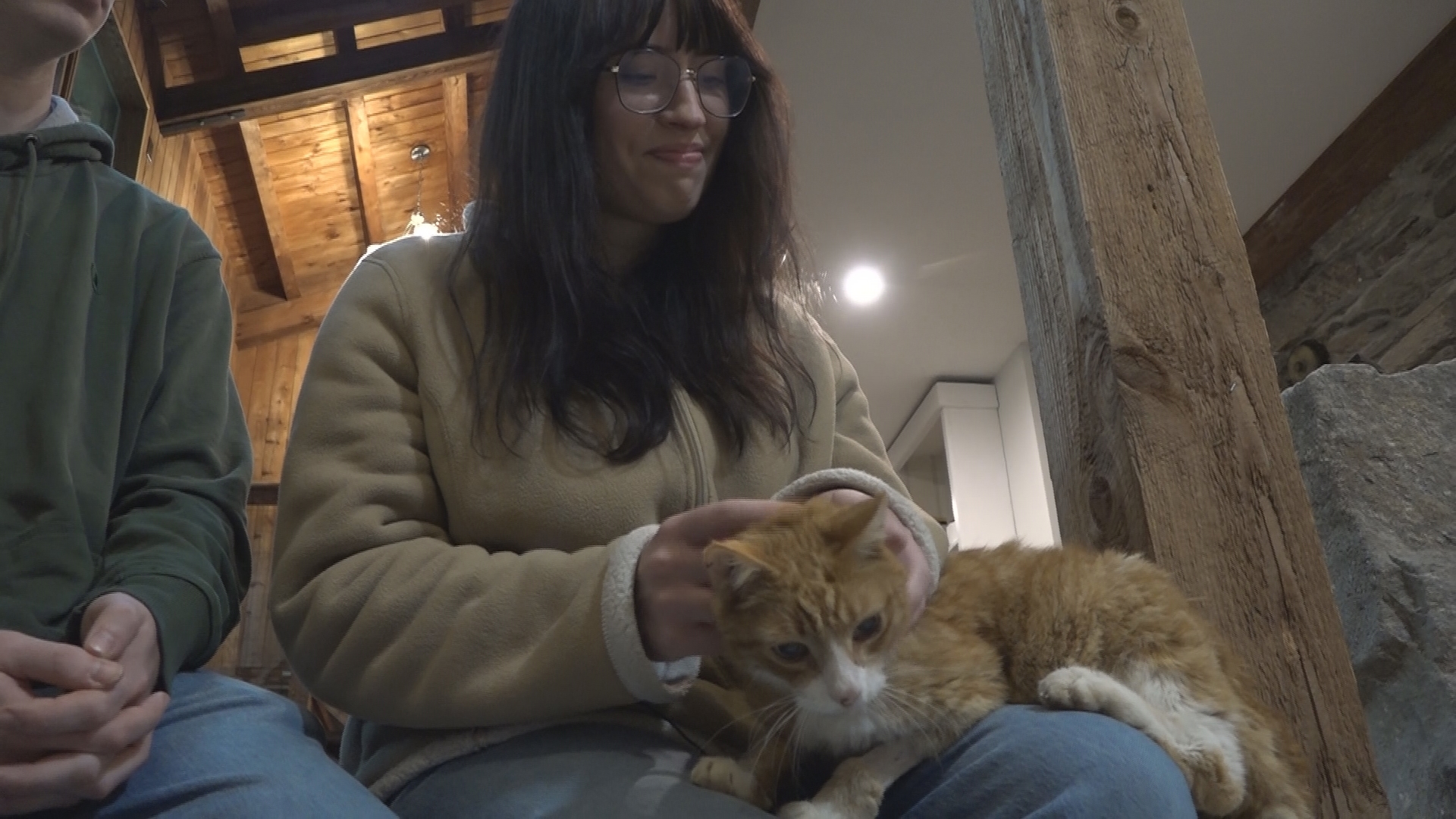 'That's my childhood best friend': Mainer reunites with pet cat more than 5 year...