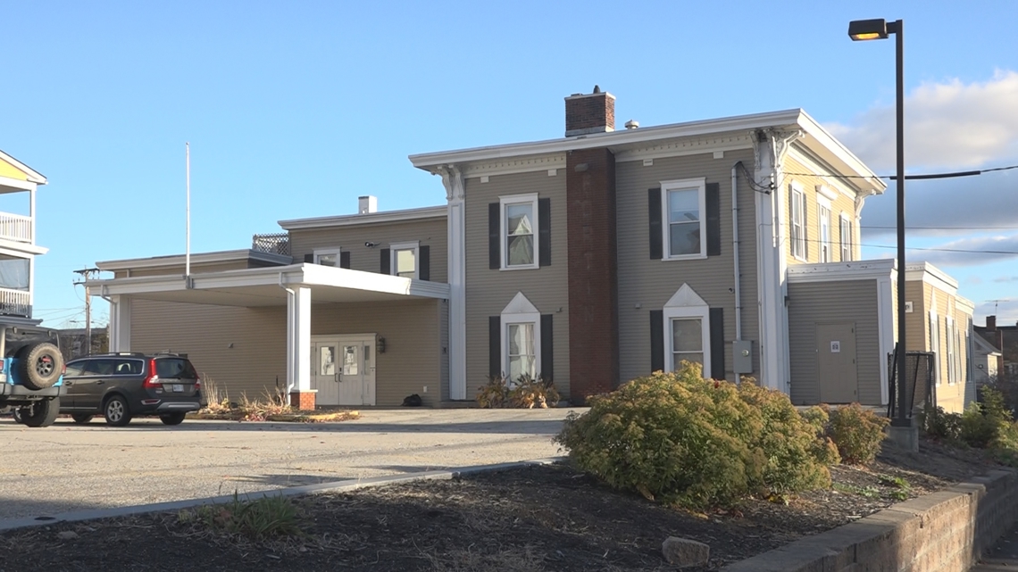 Lewiston warming center opens at new location