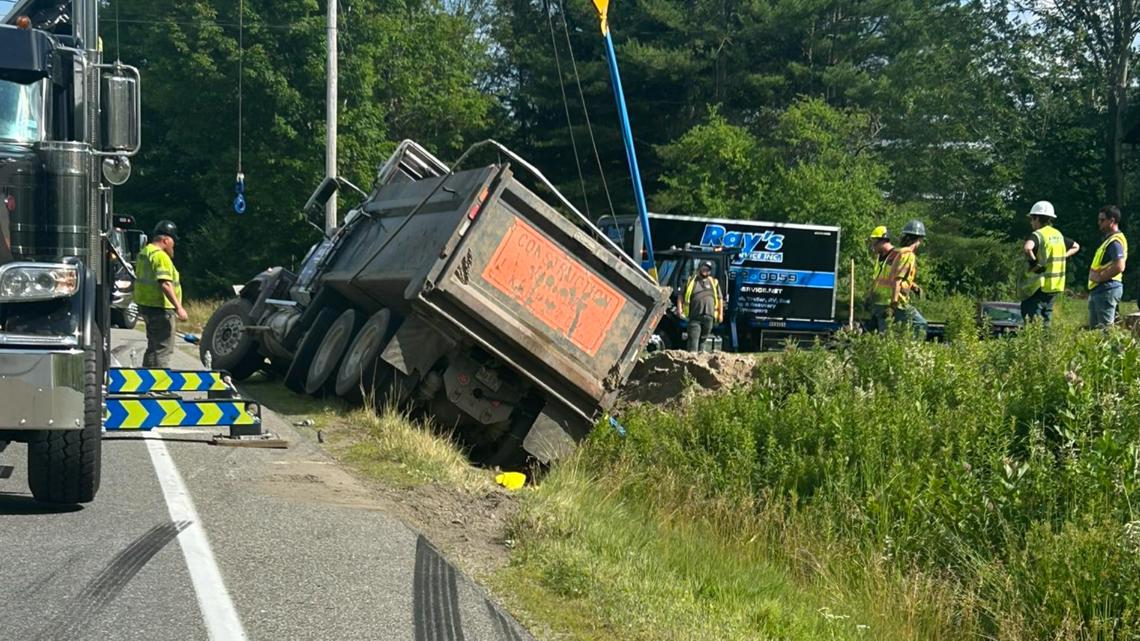 Traffic Alert: Dump truck rollover crash results in Saco road closure ...
