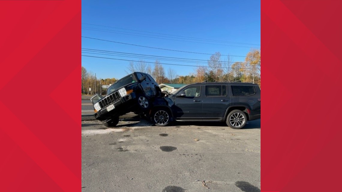 3vehicle crash in Madison, Maine under investigation