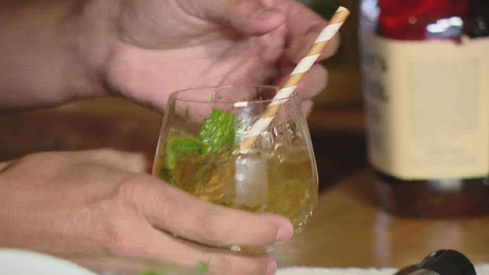 Misty Coolidge joins us to show us how to make a couple of easy cocktails if you're hosting a party.