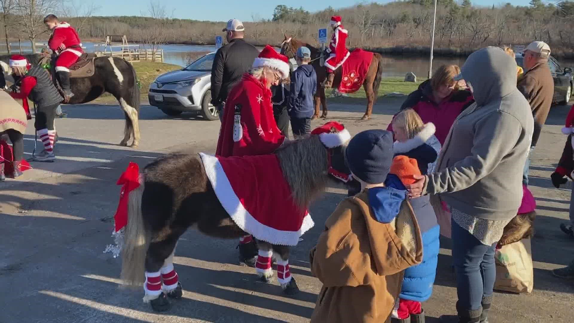 Mini horses outnumber big horses at annual Bowdoinham Holiday Pony