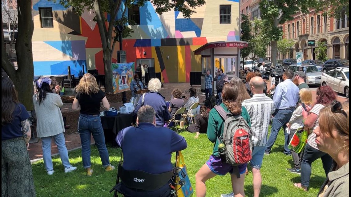Advocates rally in Portland for better homelessness policies ...