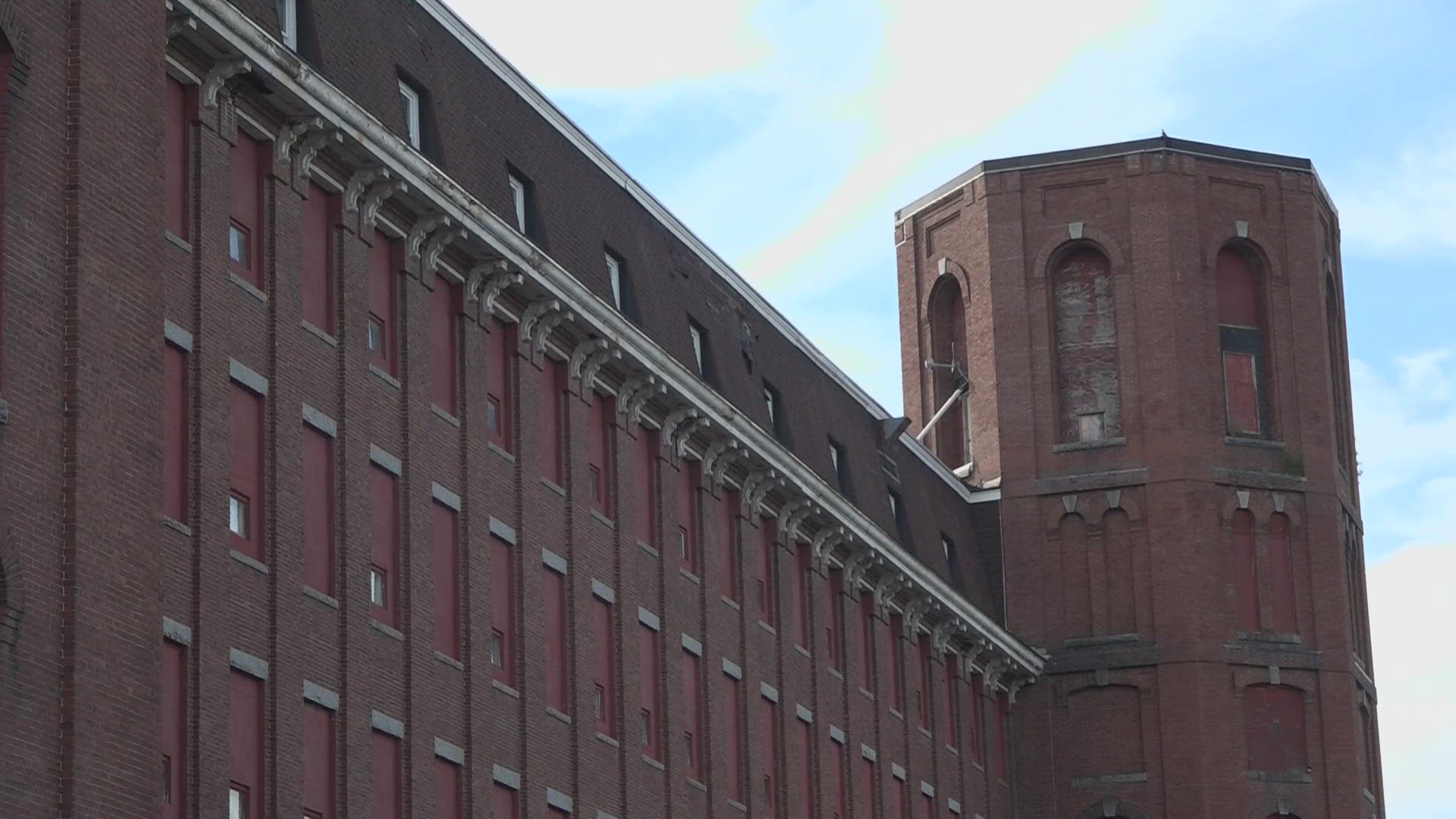 This week, the city's planning board voted in favor of a proposal to turn the old Continental Mill into a residential and commercial hub.