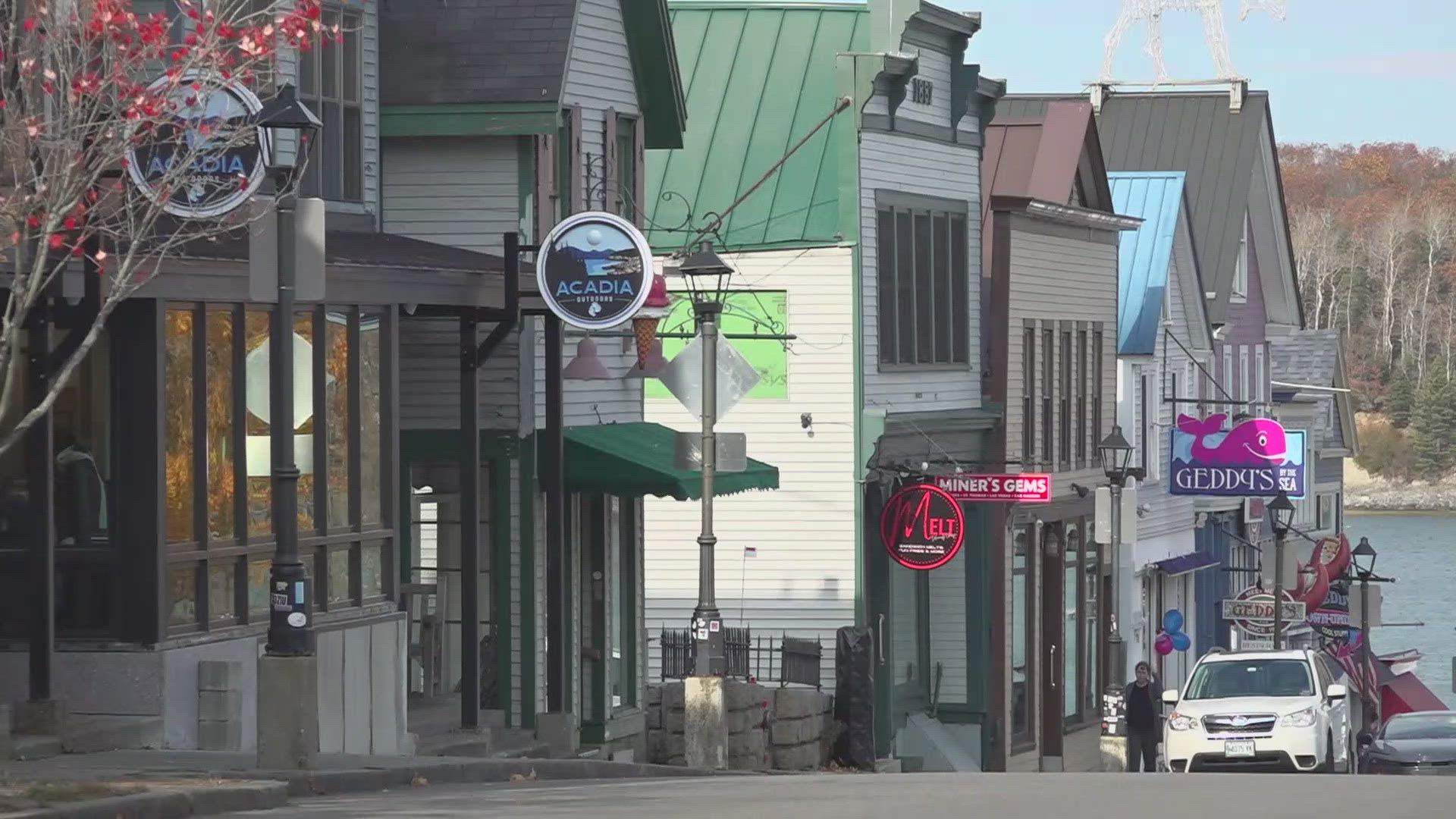 Bar Harbor residents voted to maintain the town's current limit of 1,000 cruise ship passengers that can come ashore per day.