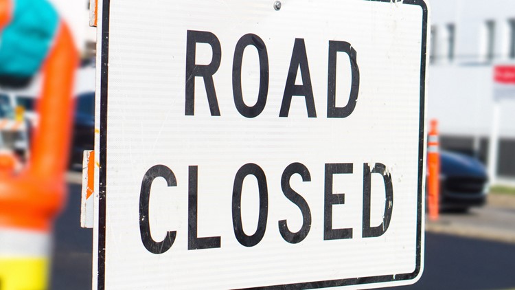 Franklin Street in Bangor Maine closes due to water main repair