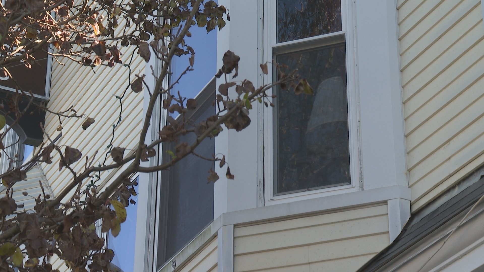 If passed, the ordinance would require owners register their short-term rentals with the town.