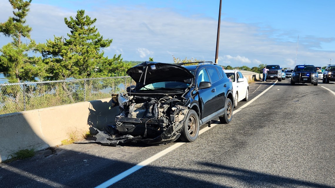 Multivehicle crash in Portland backs up morning traffic