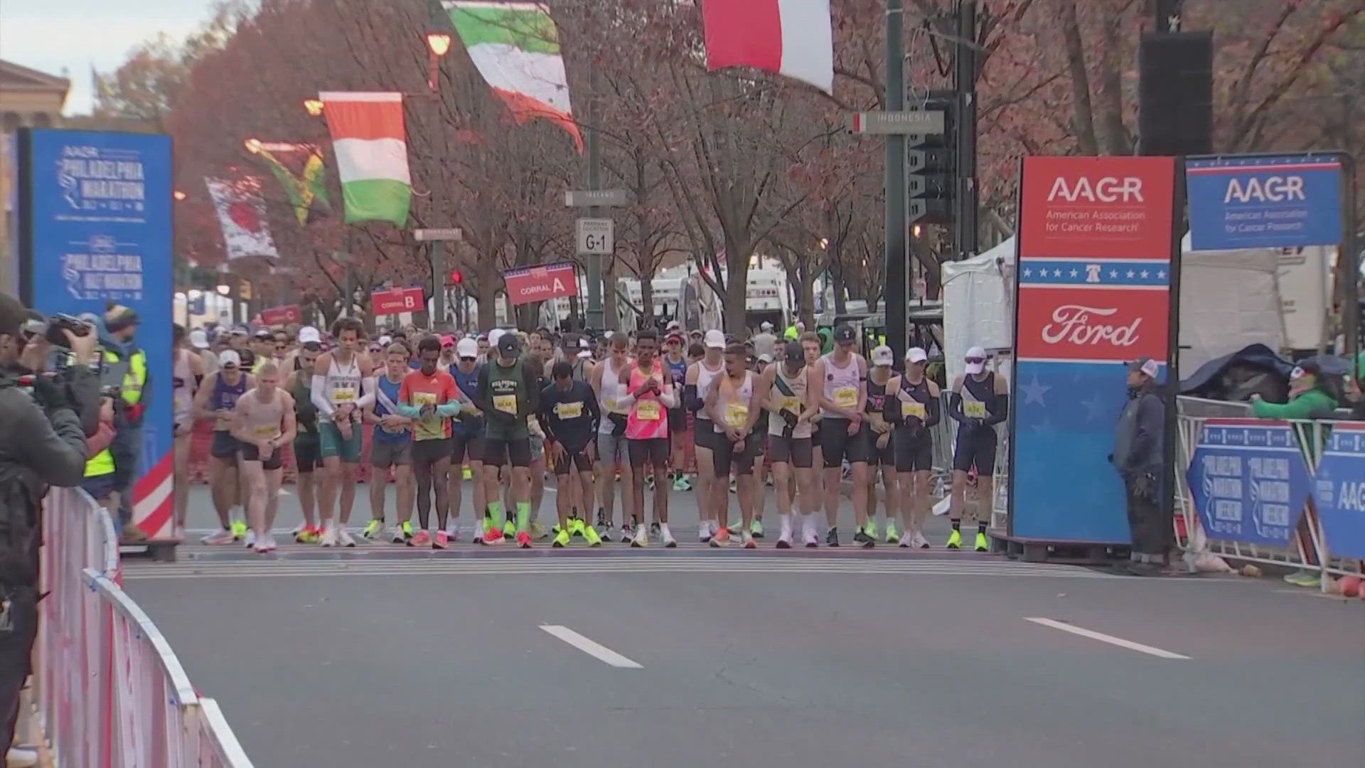 The 26.2-mile foot race kicked off near the city's museum of art. 