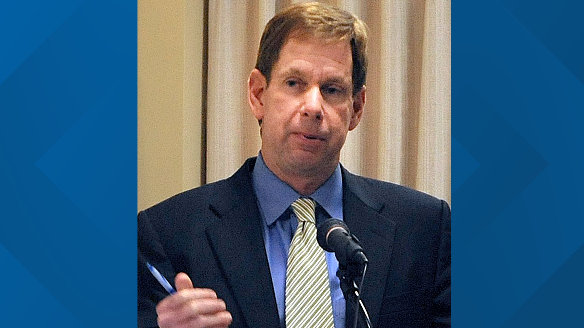 Boston globe s top editor says he is stepping down newscentermaine