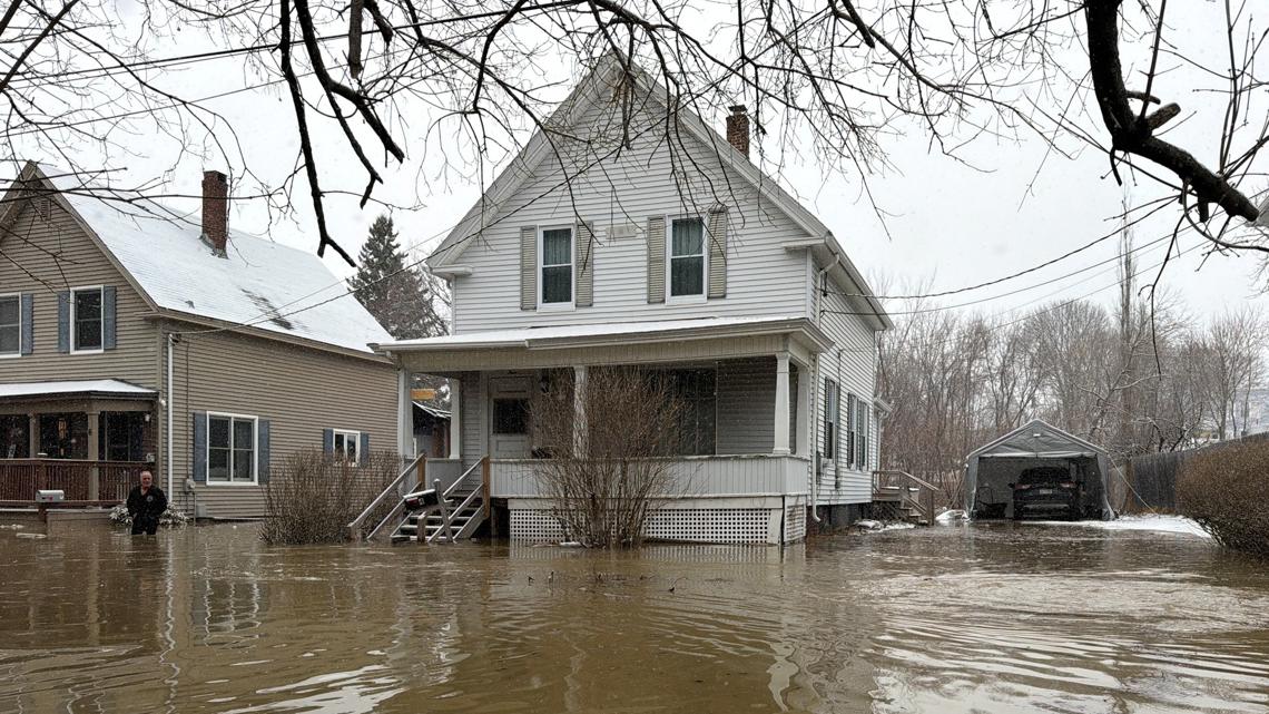 Lewiston schools closed Monday and city releases list of streets under boil water advisory