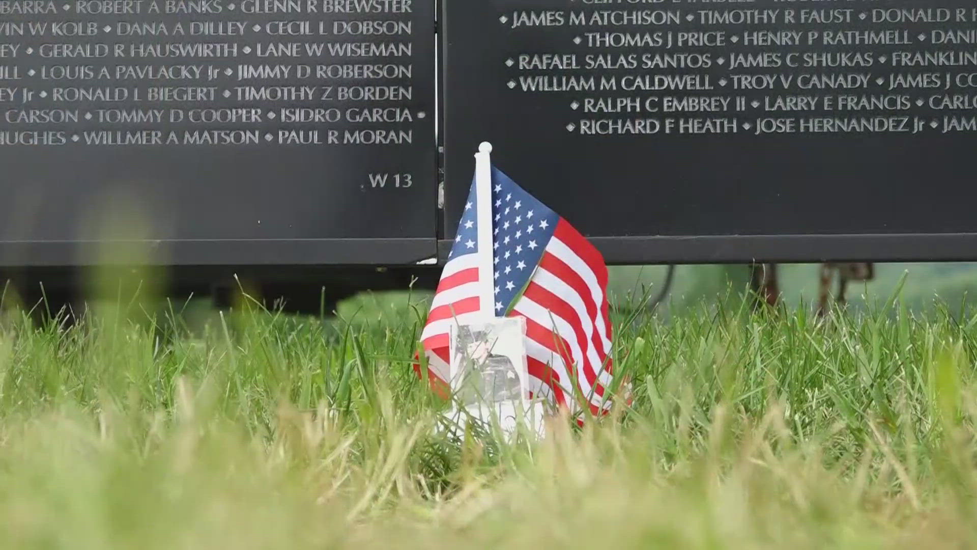 Replica of Vietnam memorial serves as reminder of sacrifices made, image size:1920x1080