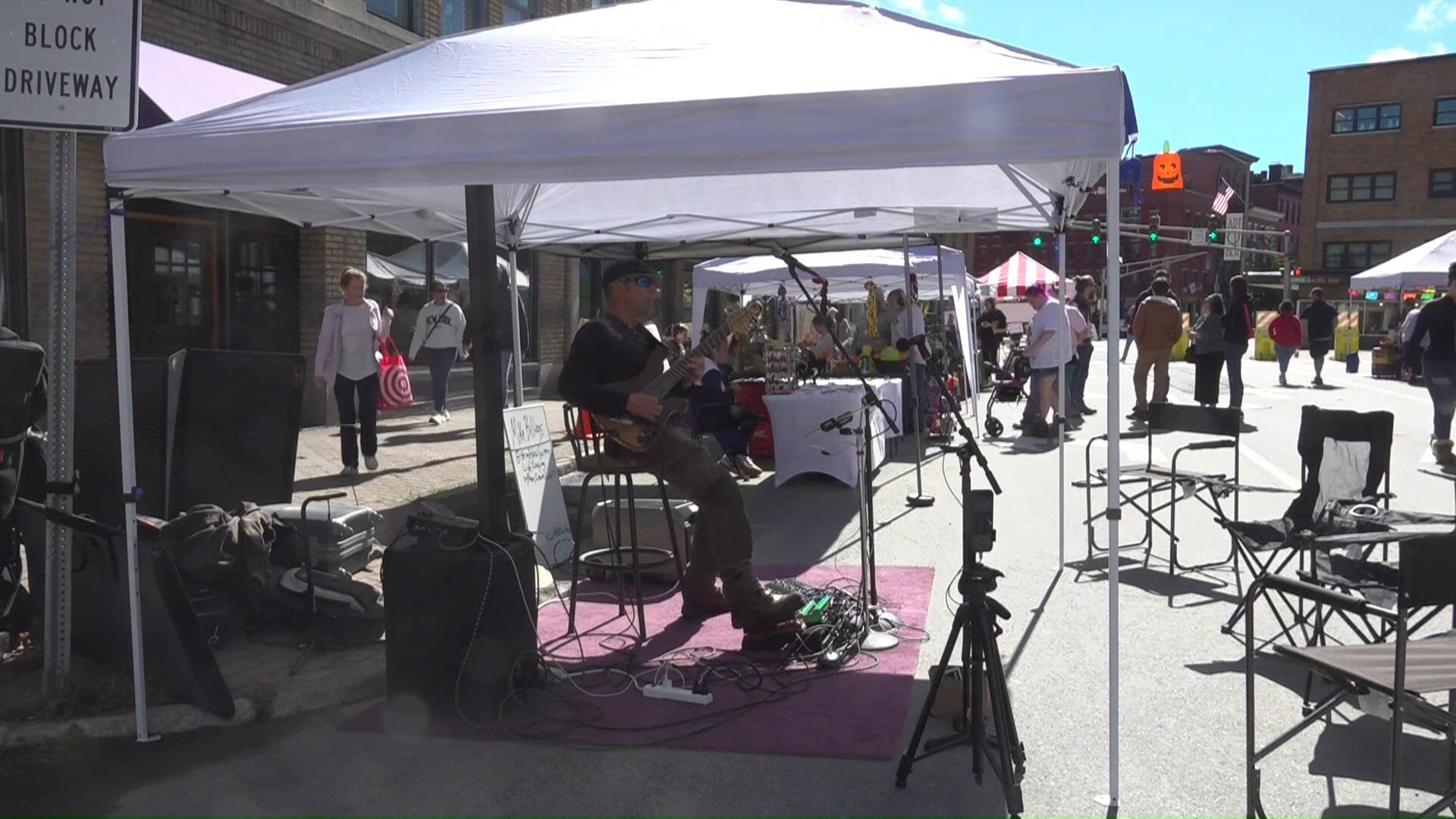 Bangor holds annual Fall Sidewalk Art Festival | newscentermaine.com
