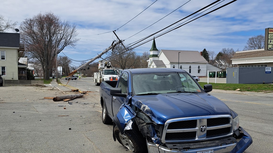 Maine man charged with OUI after crashing into utility pole - Vimarsana News