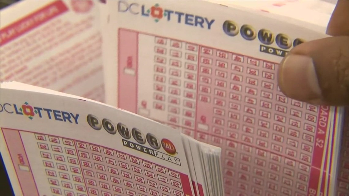 Powerball winning ticket sold in Howland, Maine