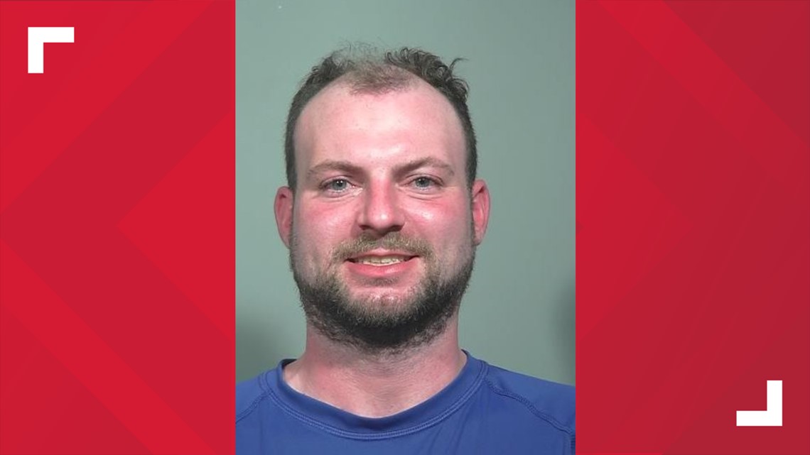 Man arrested after allegedly impersonating a police officer in New Gloucester - Vimarsana News