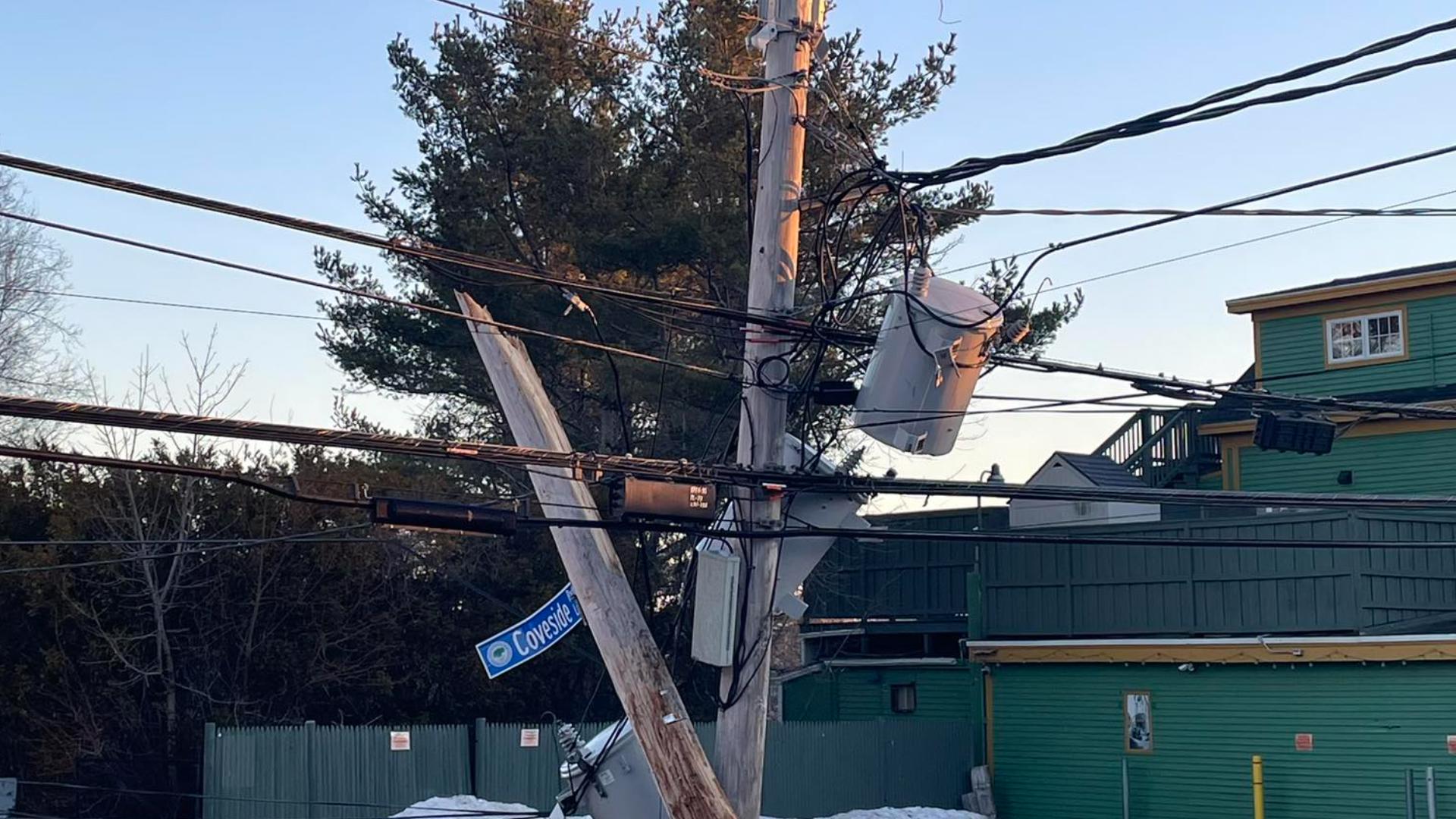 Crash brings down utility pole in Kennebunk | newscentermaine.com