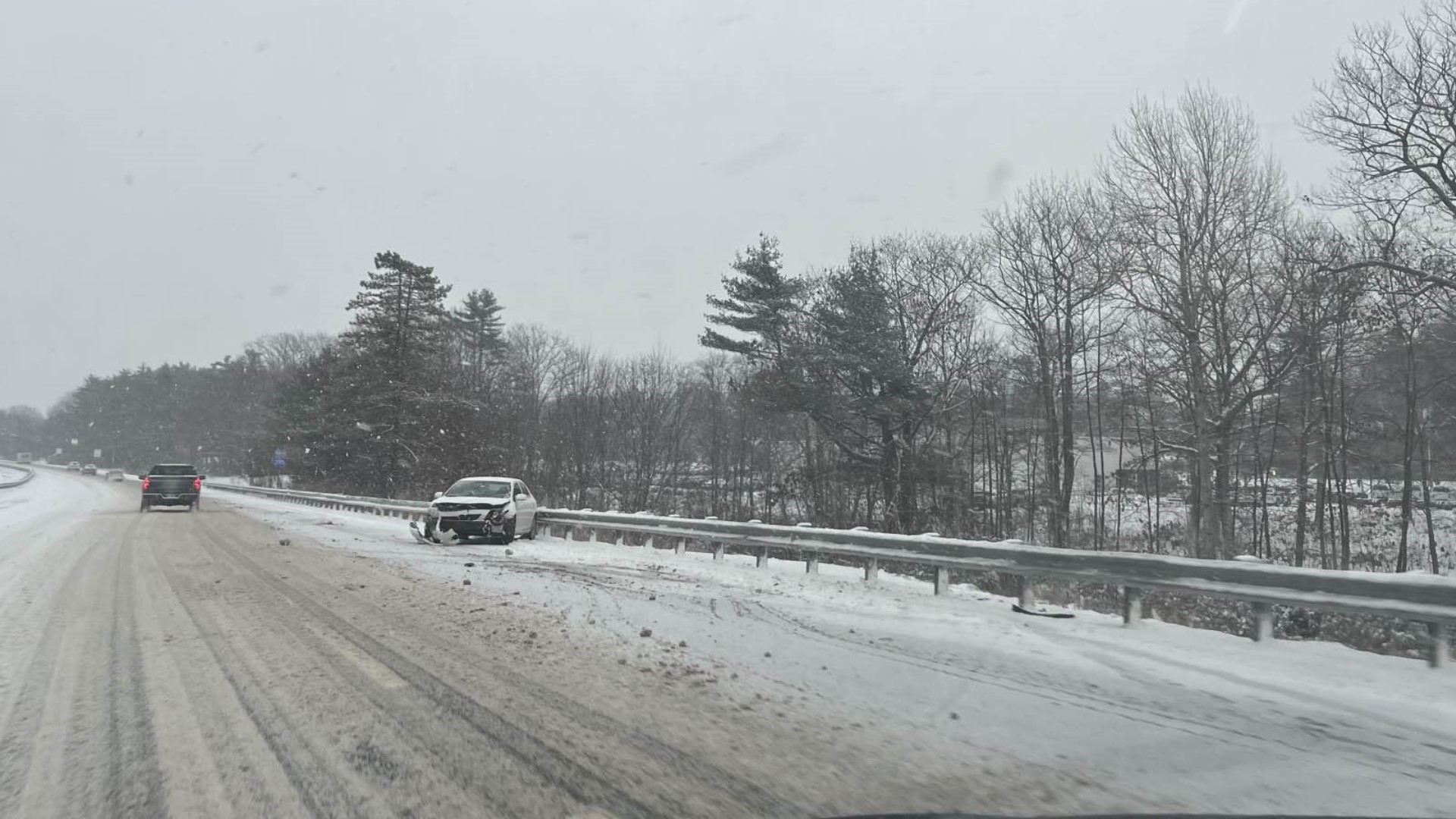 Multiple crashes on Maine Turnpike amid snowy conditions Tuesday ...