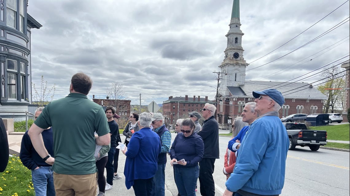 Jane's Walk event in Bangor features city's history, architecture - Vimarsana News