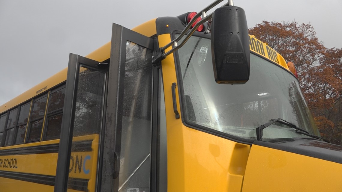 Mount Desert Island High School converts to electric buses