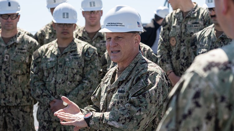 Chief of Naval Operations tours Bath Iron Works