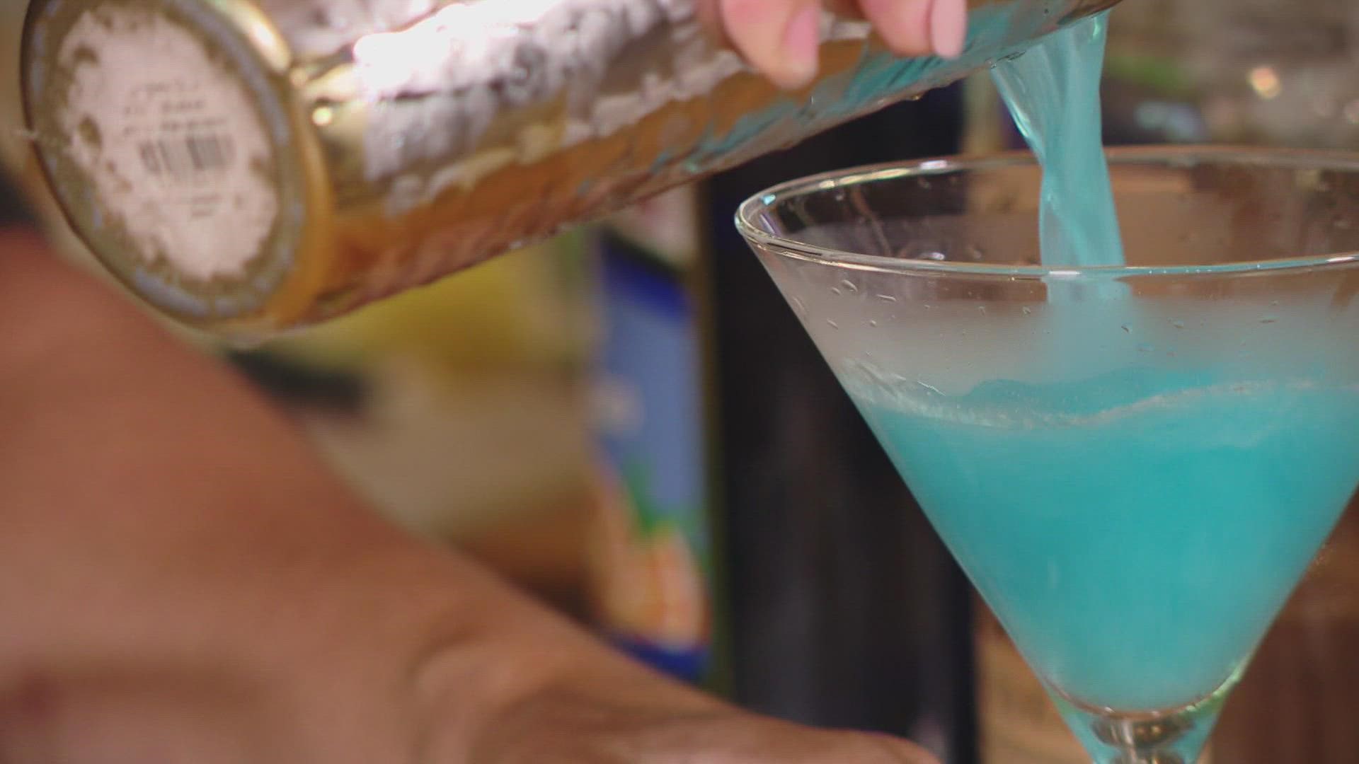 We're learning how to make unique summer cocktails with Maine Mixologist, Misty Coolidge.