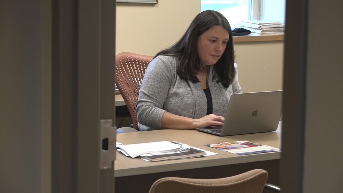 UMaine professor researches virtual volunteering post-pandemic - Vimarsana News