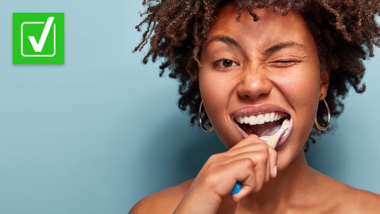 Yes, you should wait about 30 minutes to brush your teeth after consuming acidic foods or drinks