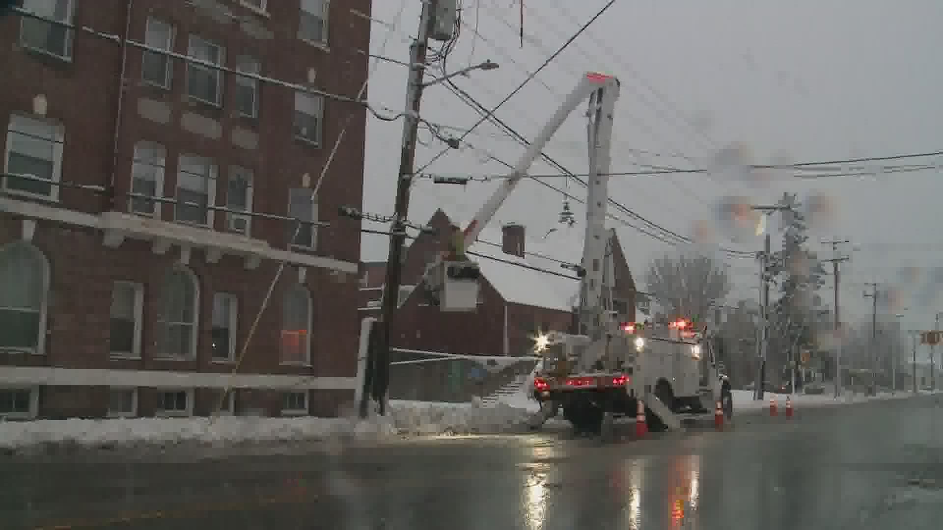 Power outages sweep Maine after spring snowstorm