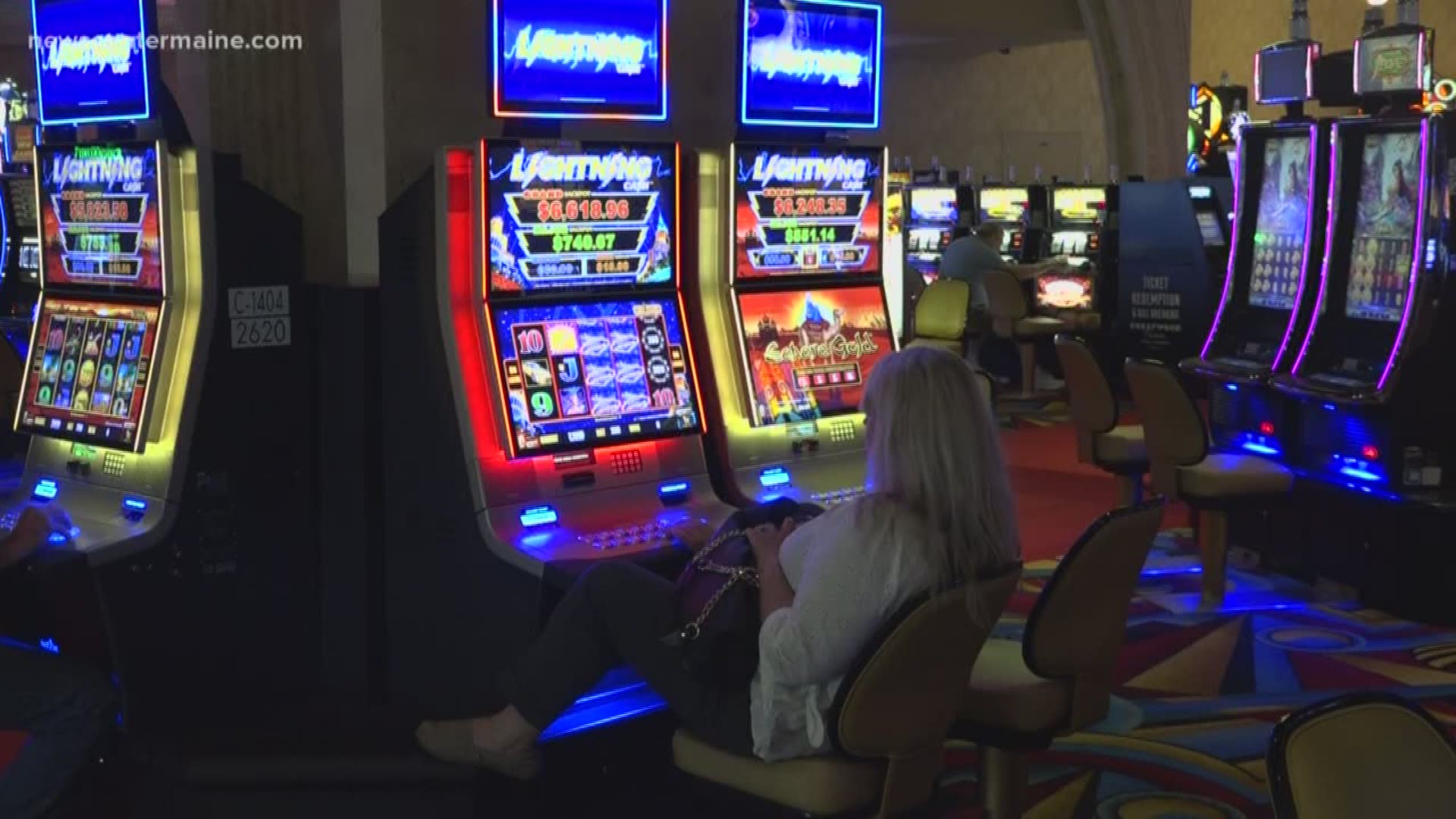Hollywood Casino in Bangor has extended its hours. It will now remain open 24 hours a day only on weekends.