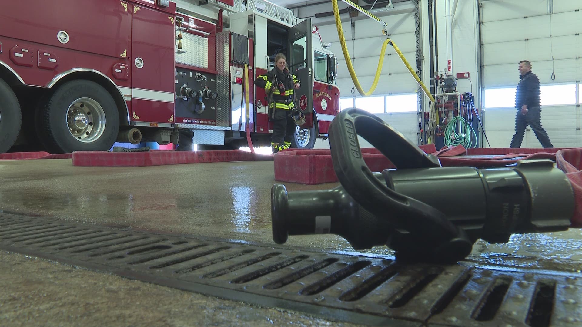 Southern Maine Community College has been training fire fighters since 1969. It boasts the largest live in program in the country, placing students within local fire department.
