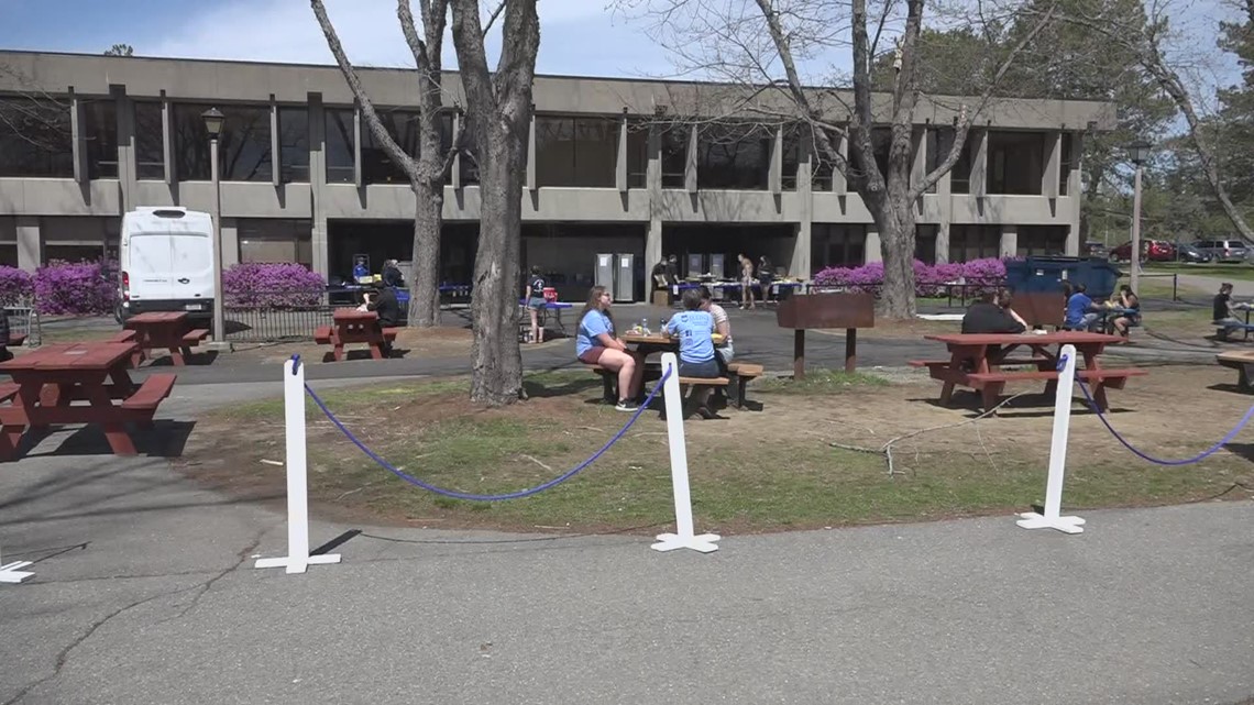 Traditions return to Orono as Black Bears celebrate Maine Day - Vimarsana News