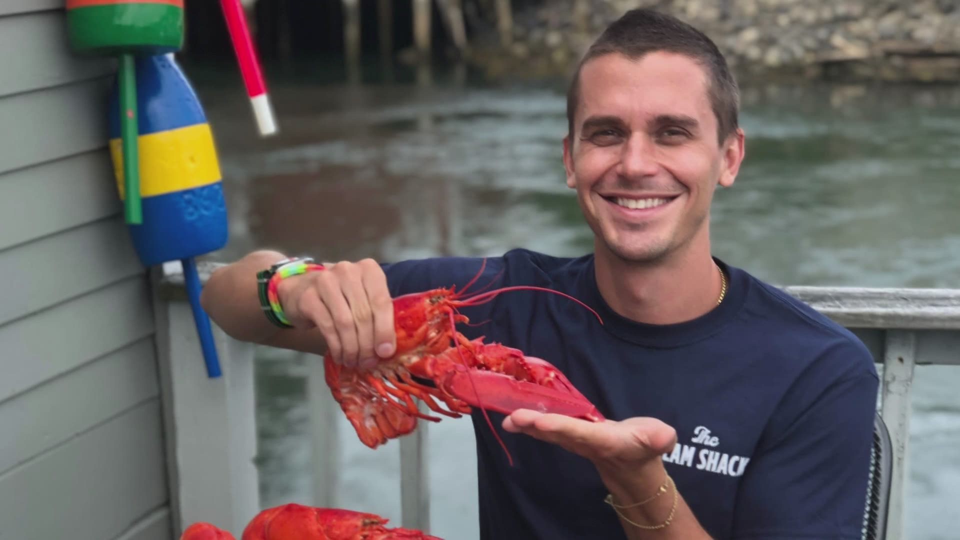 Antoni Porowski visited the Clam Shack and says it's the best lobster roll in Maine.