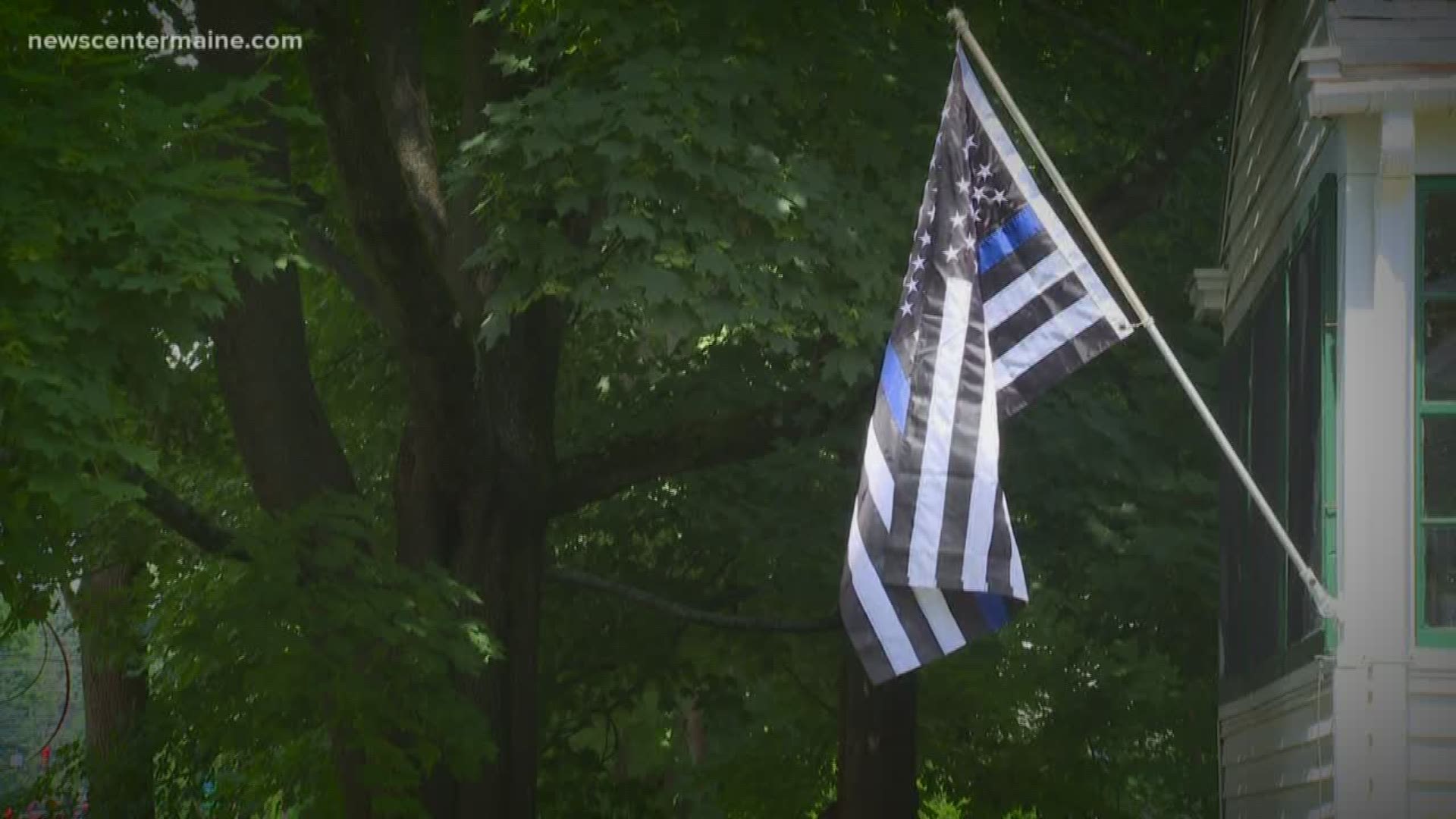 Flag controversy leads to new foundation