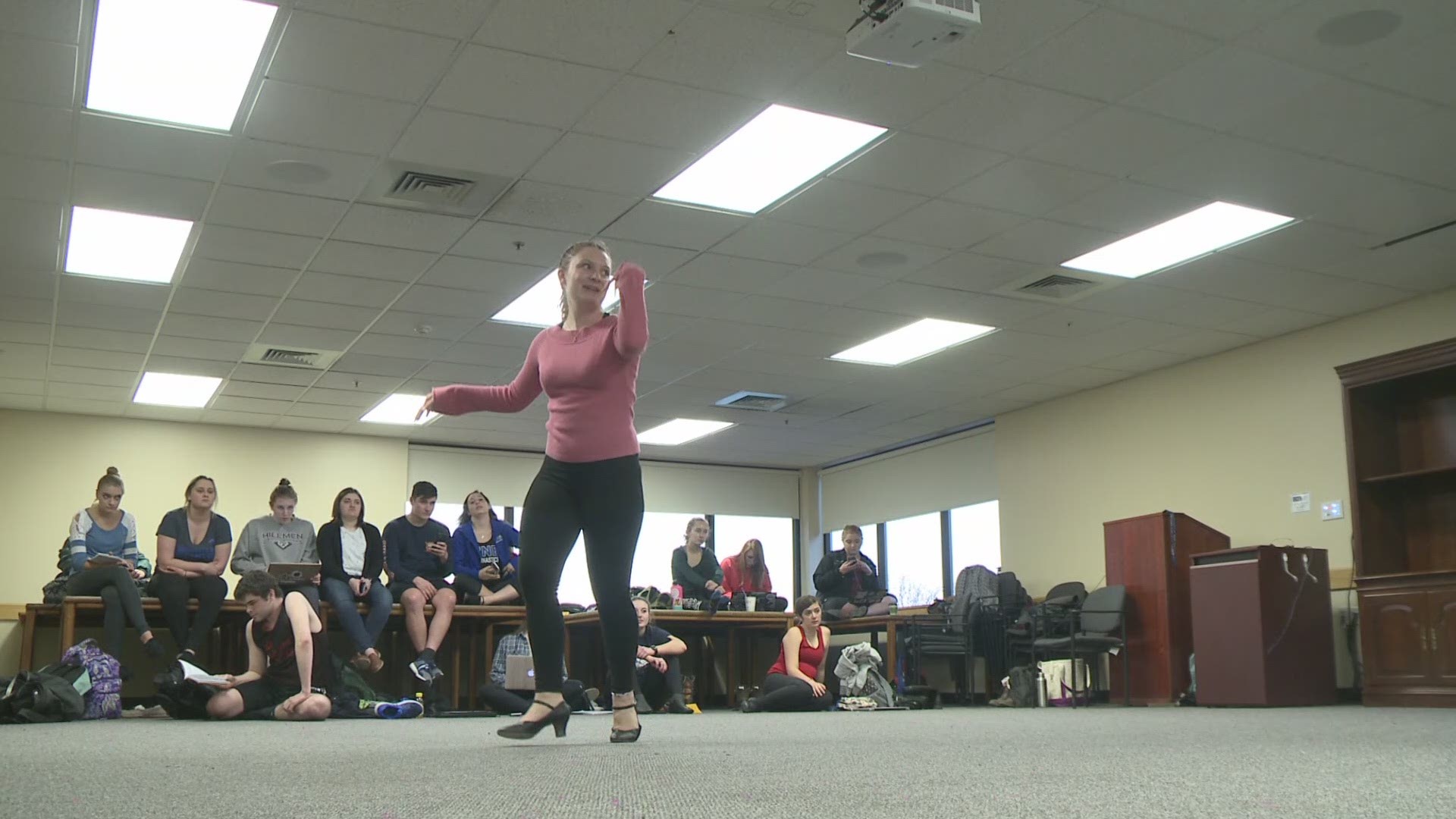 Students bringing theater to life at UNE