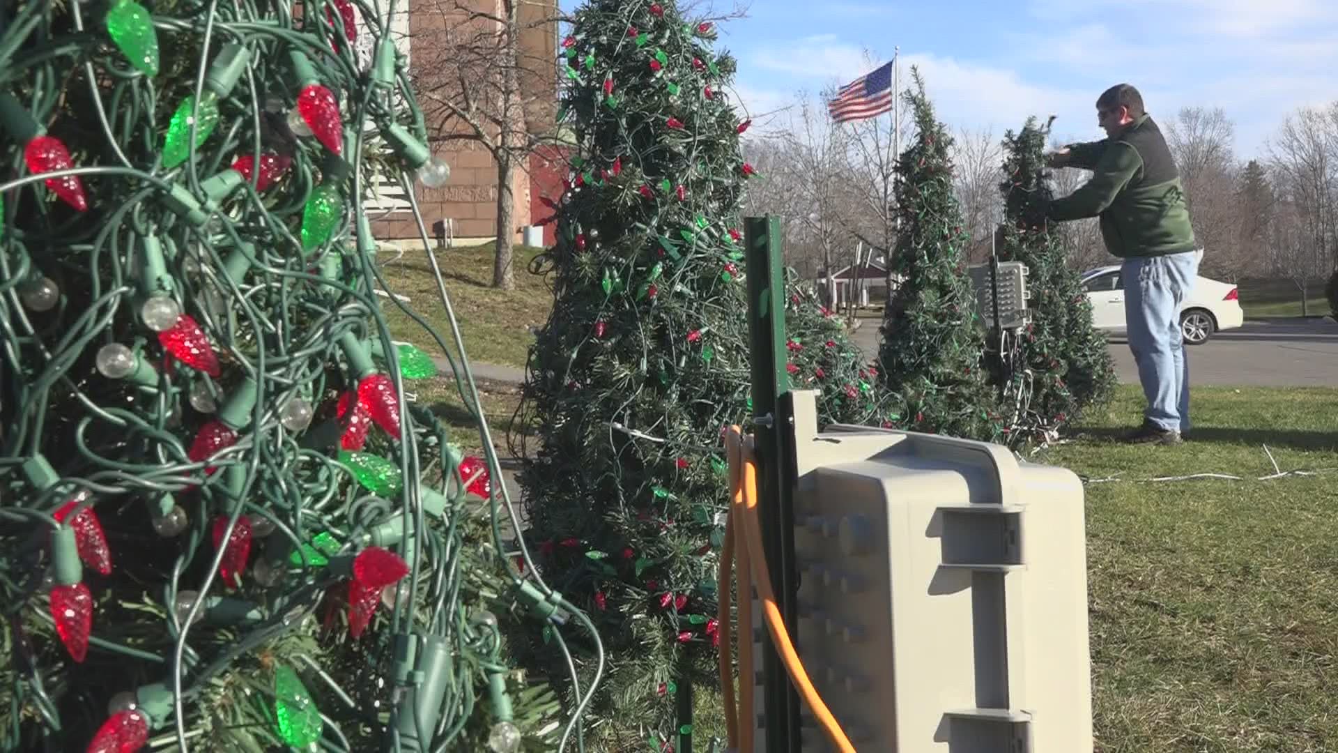 A family is lifting spirits with a spectacular light display