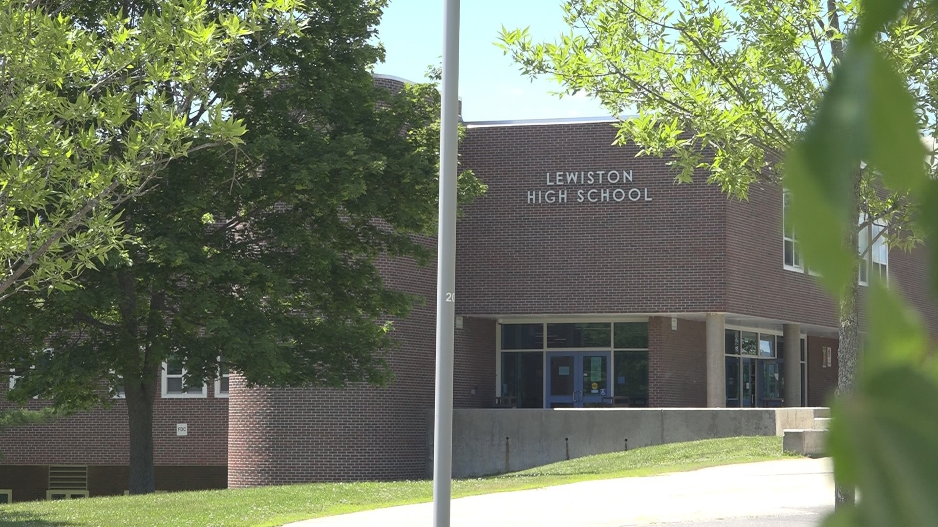 A Lewiston School Committee member has proposed changes to the district's SRO program -- but some officials are fully supportive of the officers.