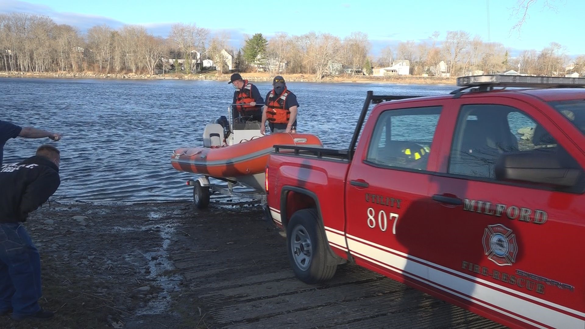 Maine fire department gets new boat thanks to Firehouse Subs