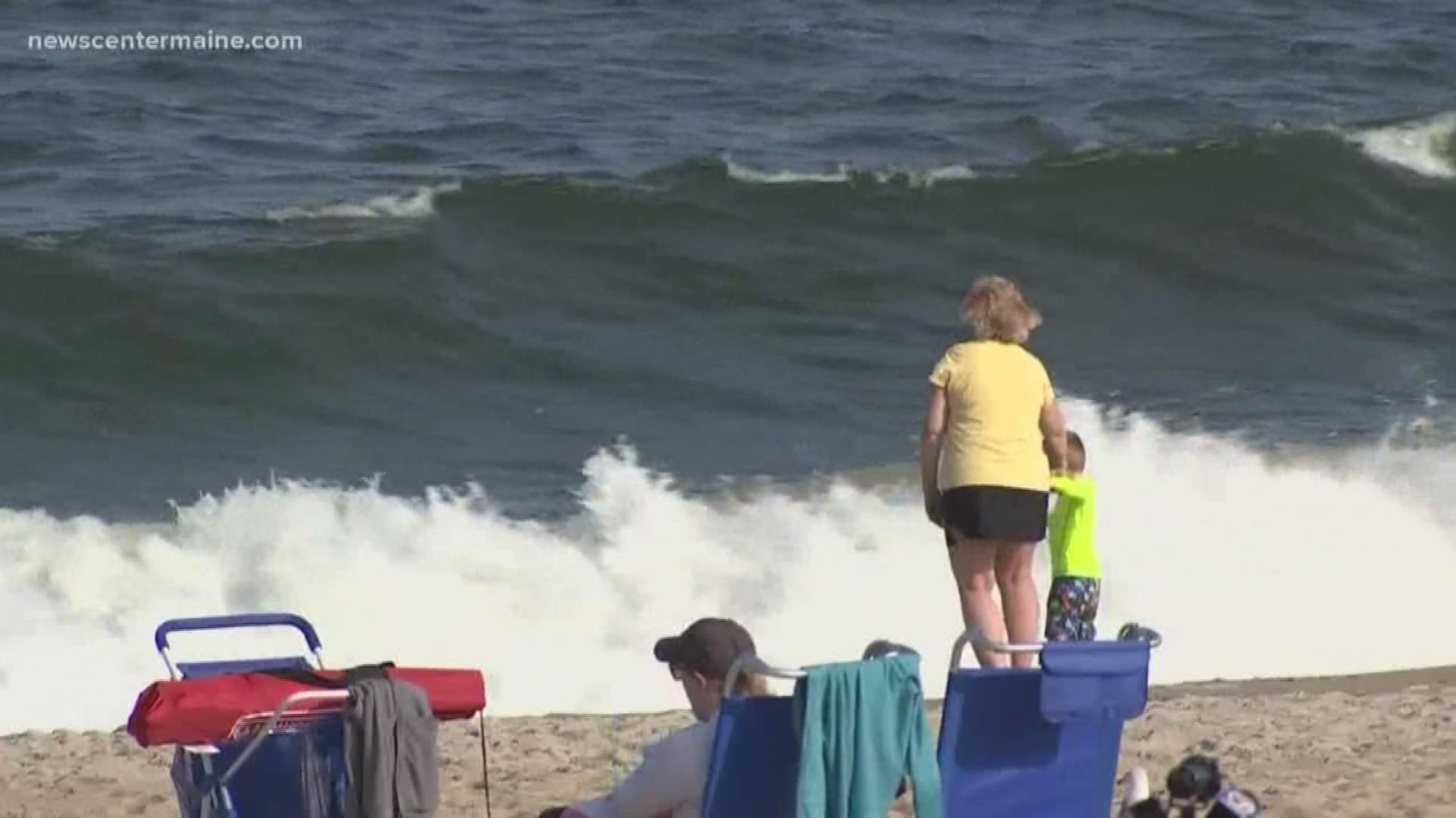2 dead after being caught in dangerous ocean currents in NH
