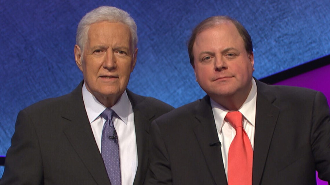 Jeopardy! contestants stumped by Cubs' mascot Clark the Cub 