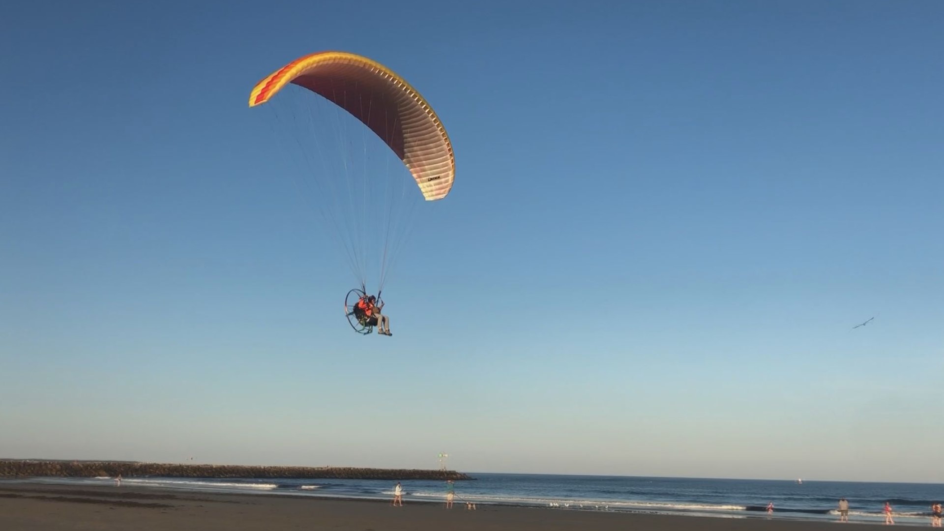 Powered paragliding in Maine gets a lift from YouTube ...