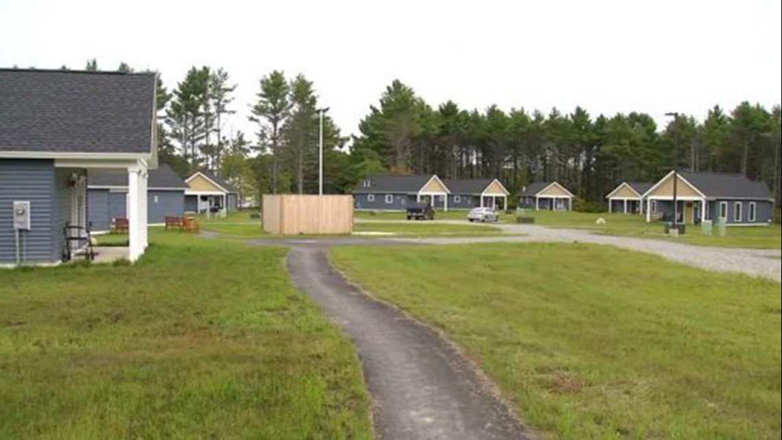 Housing project for homeless veterans opens in Maine