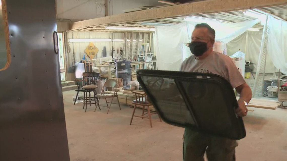 Maine veterans build mobile shelters for homeless vets
