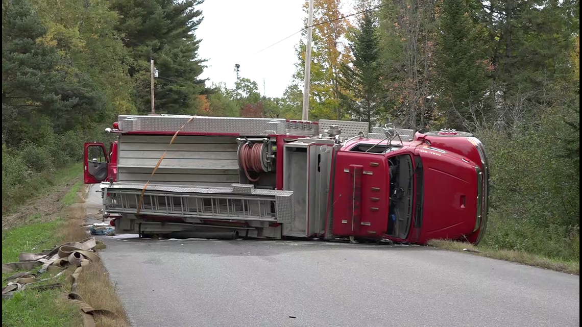 West Frankfort fire truck flips while responding to fire