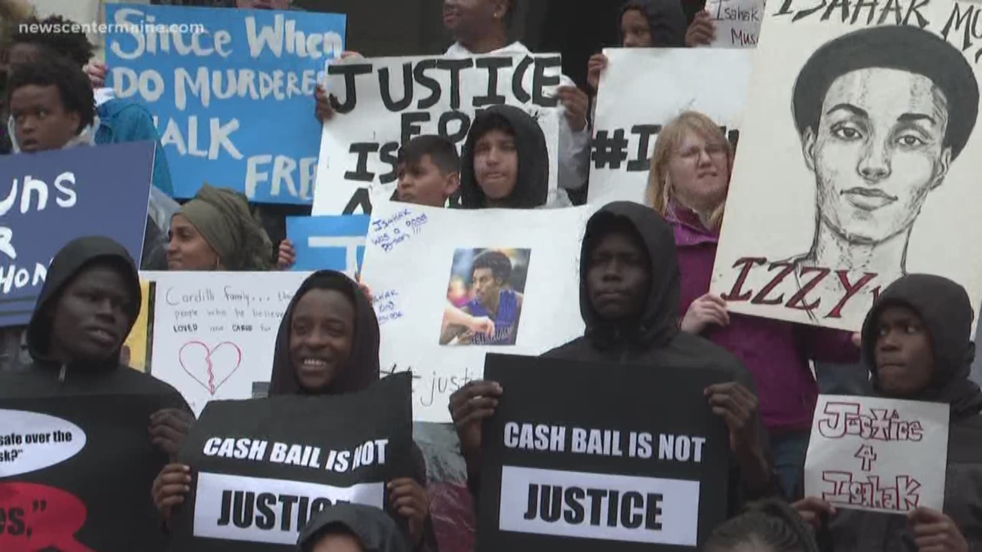 Hundreds of people took to the steps of Portland's City Hall Tuesday to rally for Isahak Muse.