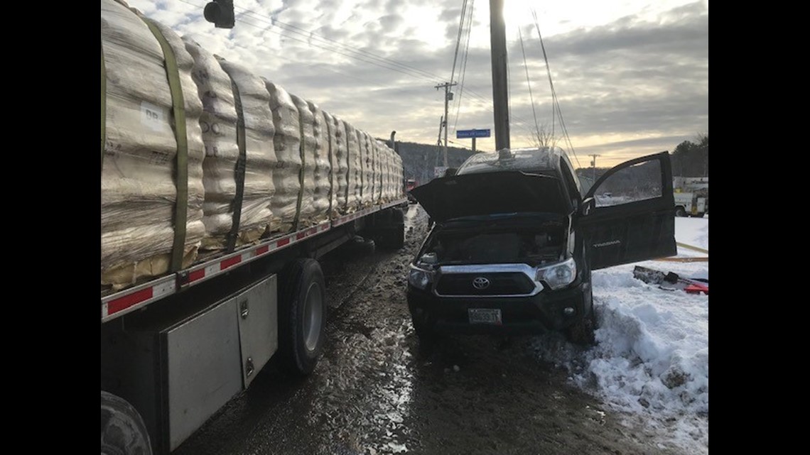 East Holden crash near intersection causes road closures