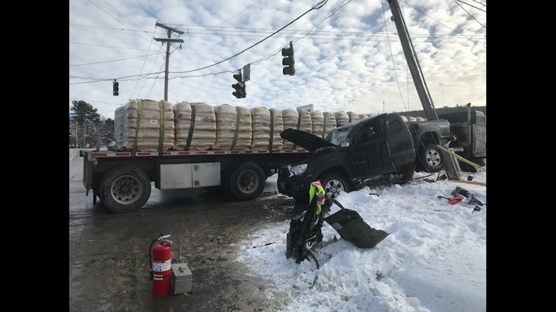 East Holden crash near intersection causes road closures