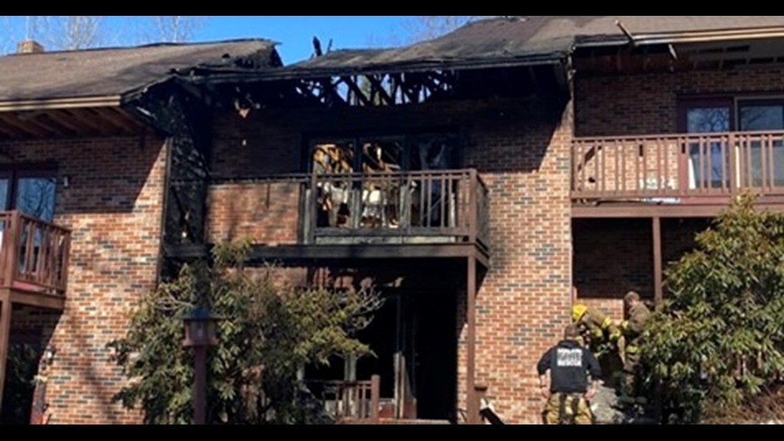 Oakland, Maine fire damages apartment building